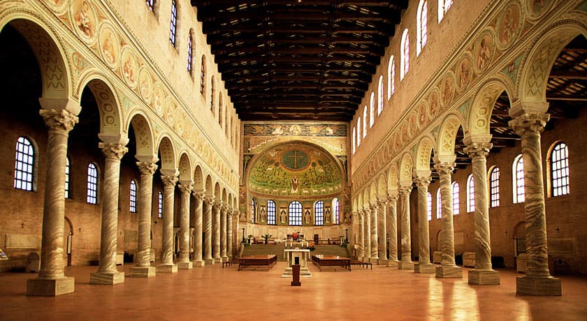 Basilica di Sant'Apollinare in Classe, interno