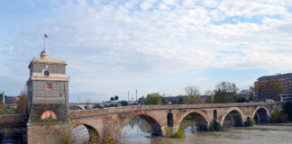 Ponte Milvio: il Ponte più antico di Roma. Storia, Architettura e Curiosità