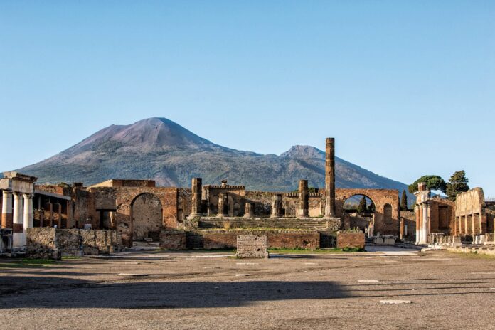 Scavi archeologici di Ercolano e Pompei